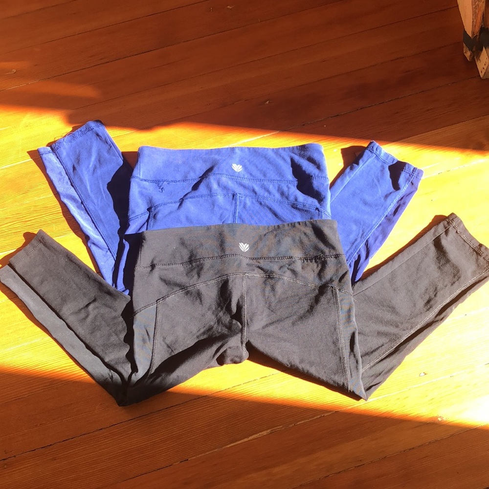 BUNDLE! New and never used Forever 21 Capri Workout Leggings
